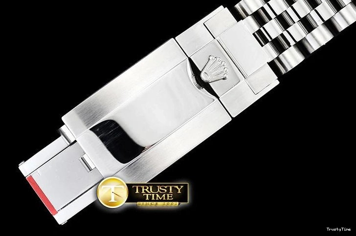 1115 ROLGMT147B – GMT Master II Durable 979